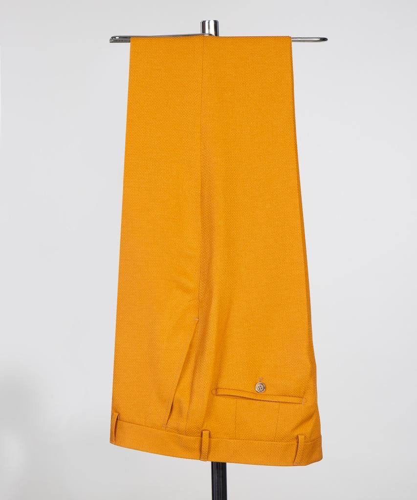 Schalrevers-Smoking in Orange aus Satin