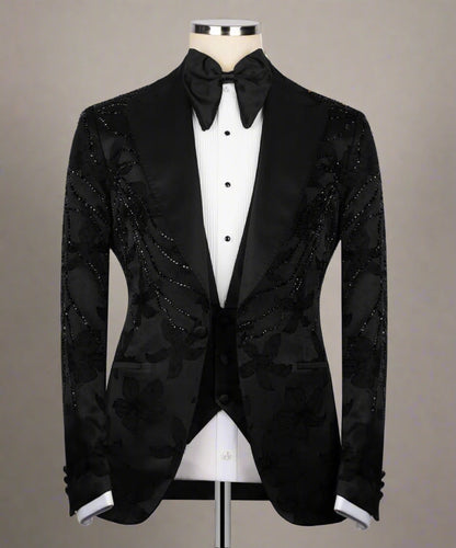black-tuxeo-exclusive