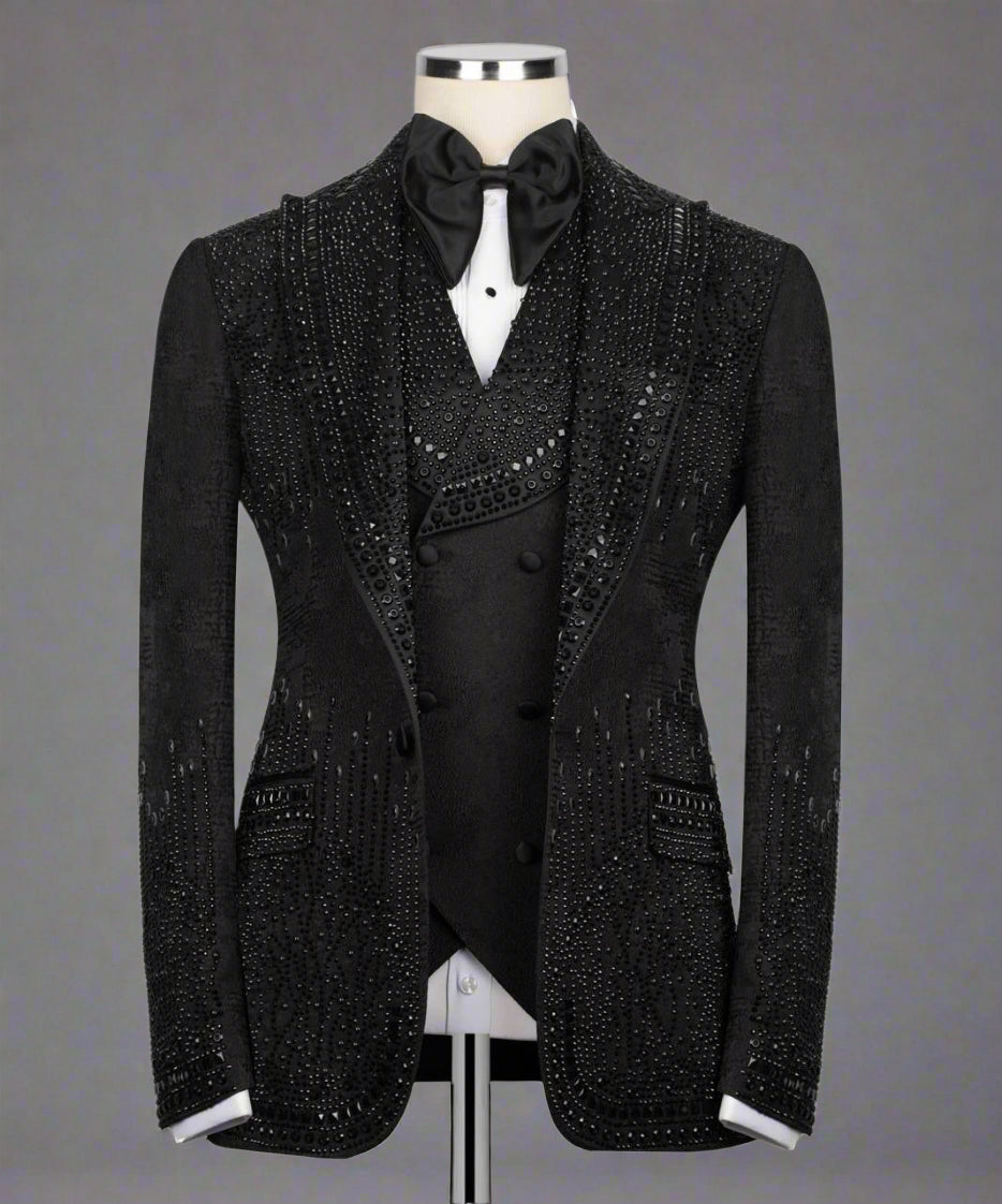 Luxury beaded tuxedo, crystal-embellished suit, men's designer tuxedo, wedding tuxedo set, black and white tuxedo, formal event suit, premium beaded jacket, rhinestone tuxedo, embroidered men's blazer.
