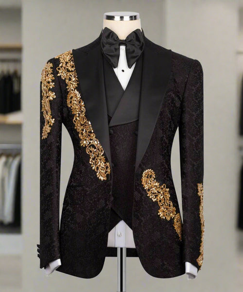 Luxury beaded tuxedo, crystal-embellished suit, men's designer tuxedo, wedding tuxedo set, black and white tuxedo, formal event suit, premium beaded jacket, rhinestone tuxedo, embroidered men's blazer.