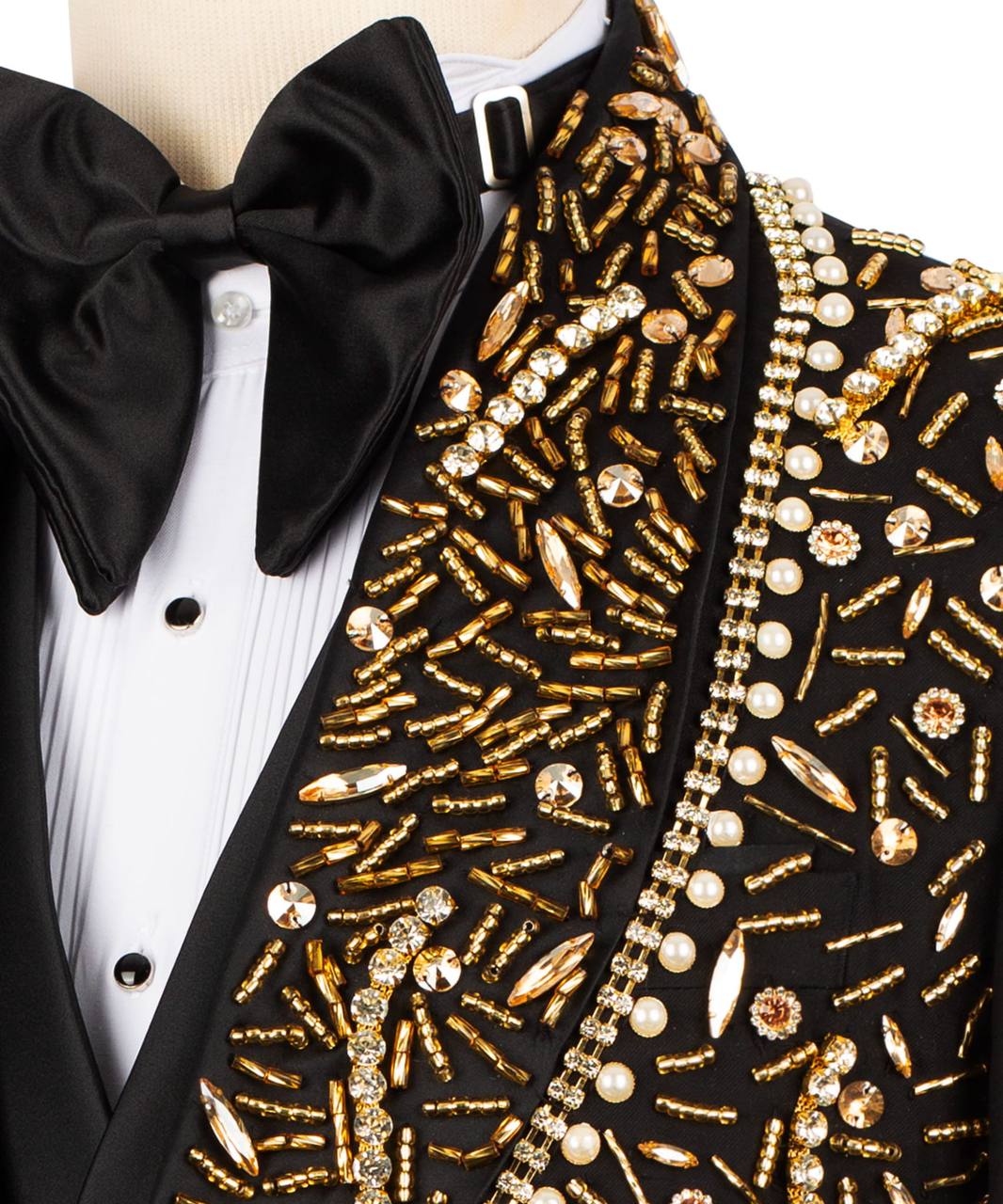 Schwarzer Smoking, dreiteilig, Blazer mit Goldperlen