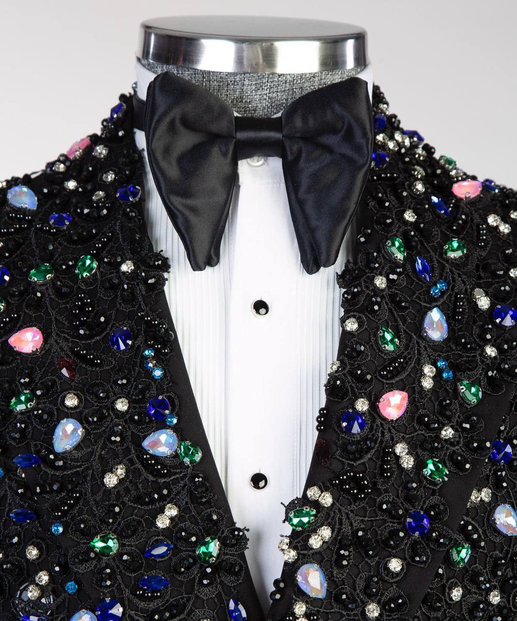 Black Tuxedo, Color Stoned, Shawl Design