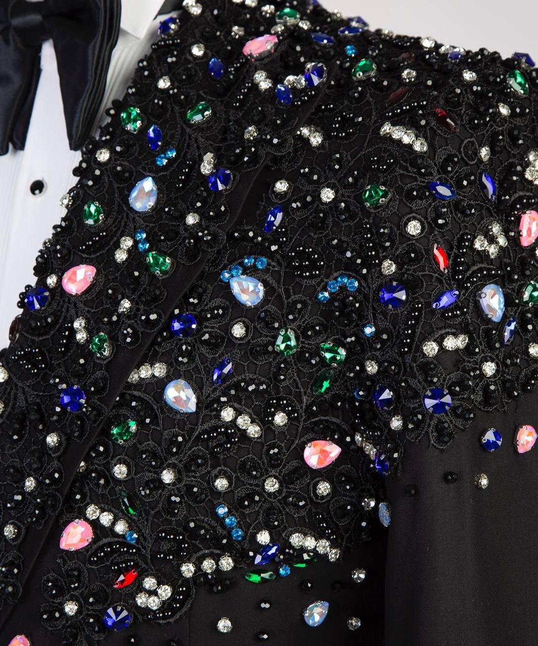 Black Tuxedo, Color Stoned, Shawl Design