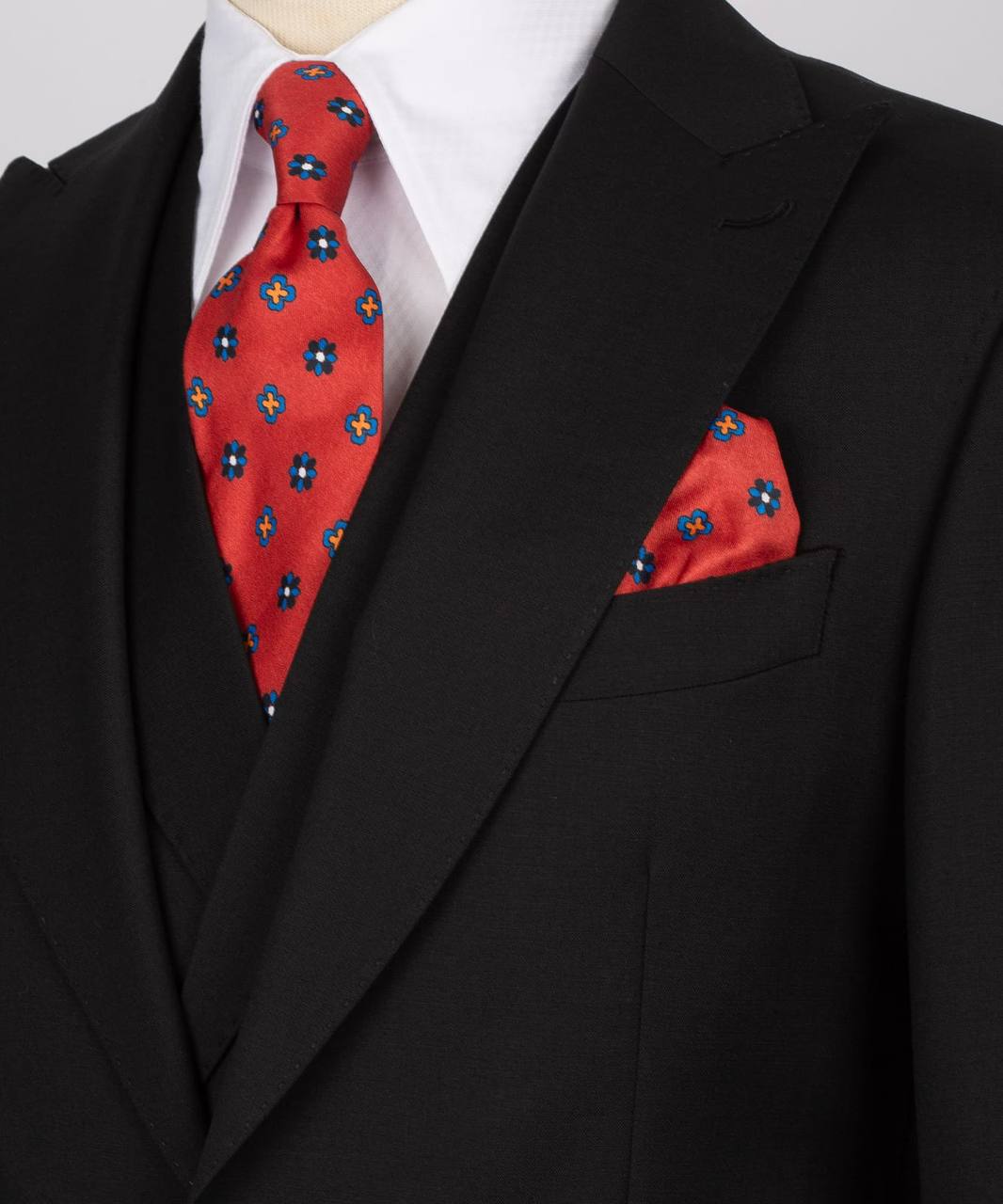 blackwoolsuit_3