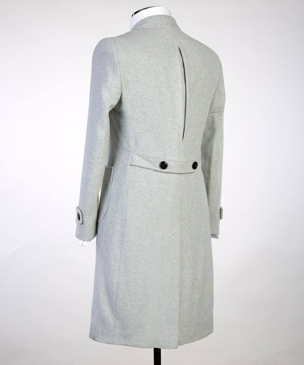 Silberfarbener, langer Wollmantel für Herren