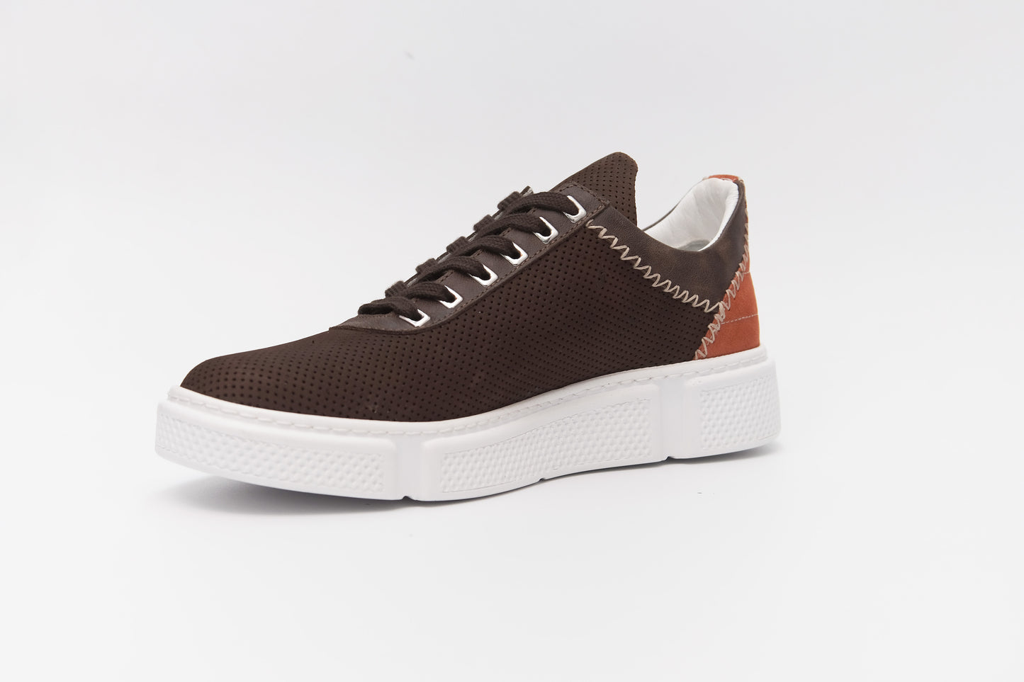 Casual, fait à la main, chaussures en daim pour hommes en cuir véritable 12234 marron