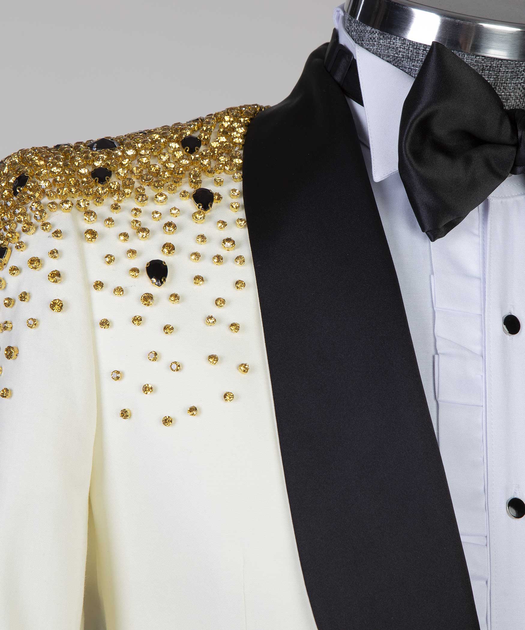 Men's 2 Piece Tuxedo, Suit, Beige,Beaded Stylish Ferentino Men's 2 Piece Tuxedo, Suit, Beige,Beaded Stylish Ferentino